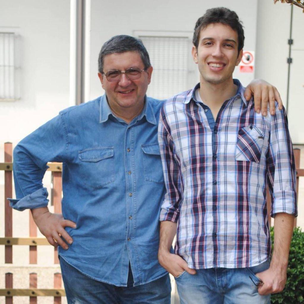 Ha ucciso il padre a martellate: annullata la condanna a 24 anni