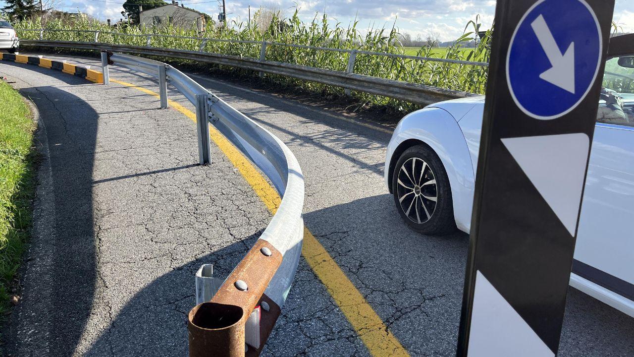 Ancora problemi per il ponte sull’Era tra via Chiavaccini e via Maremmana È stato di nuovo chiuso al traffico dal Comune di Ponsacco