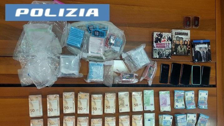 In casa quasi quattro chili di droga e 217 mila euro: arrestato