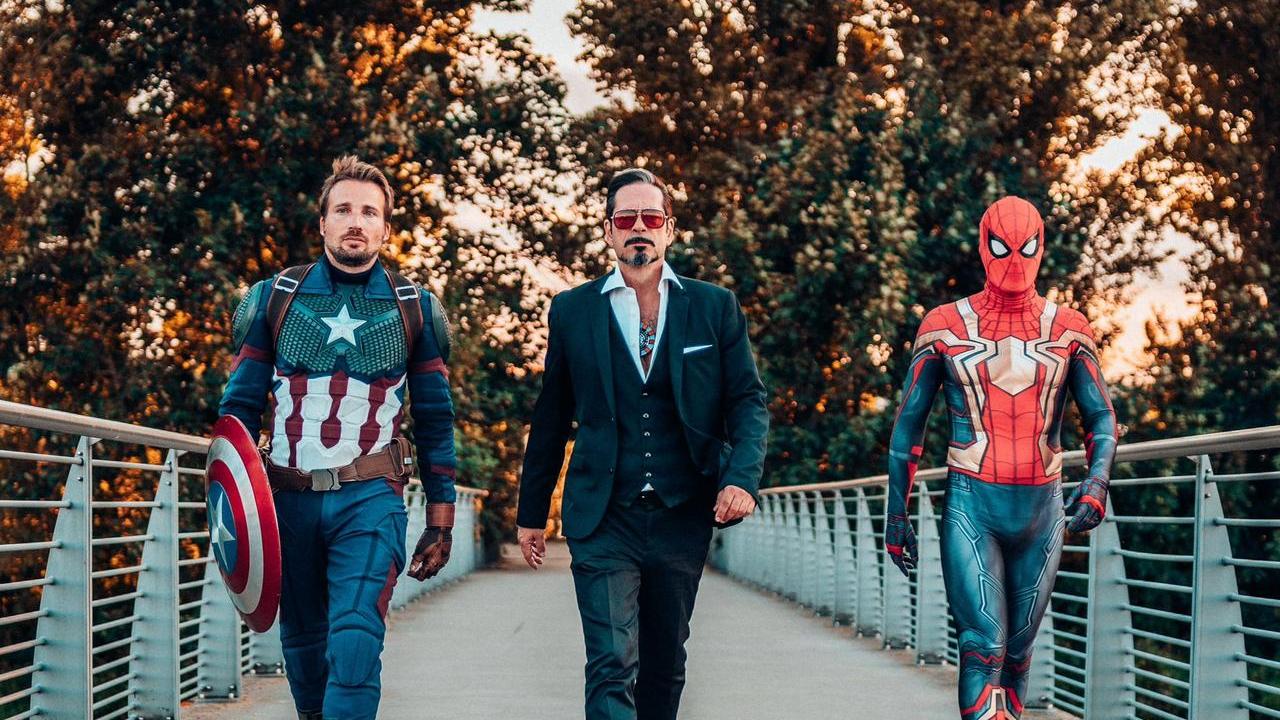 I supereroi intervengono e mettono in fuga due ladri