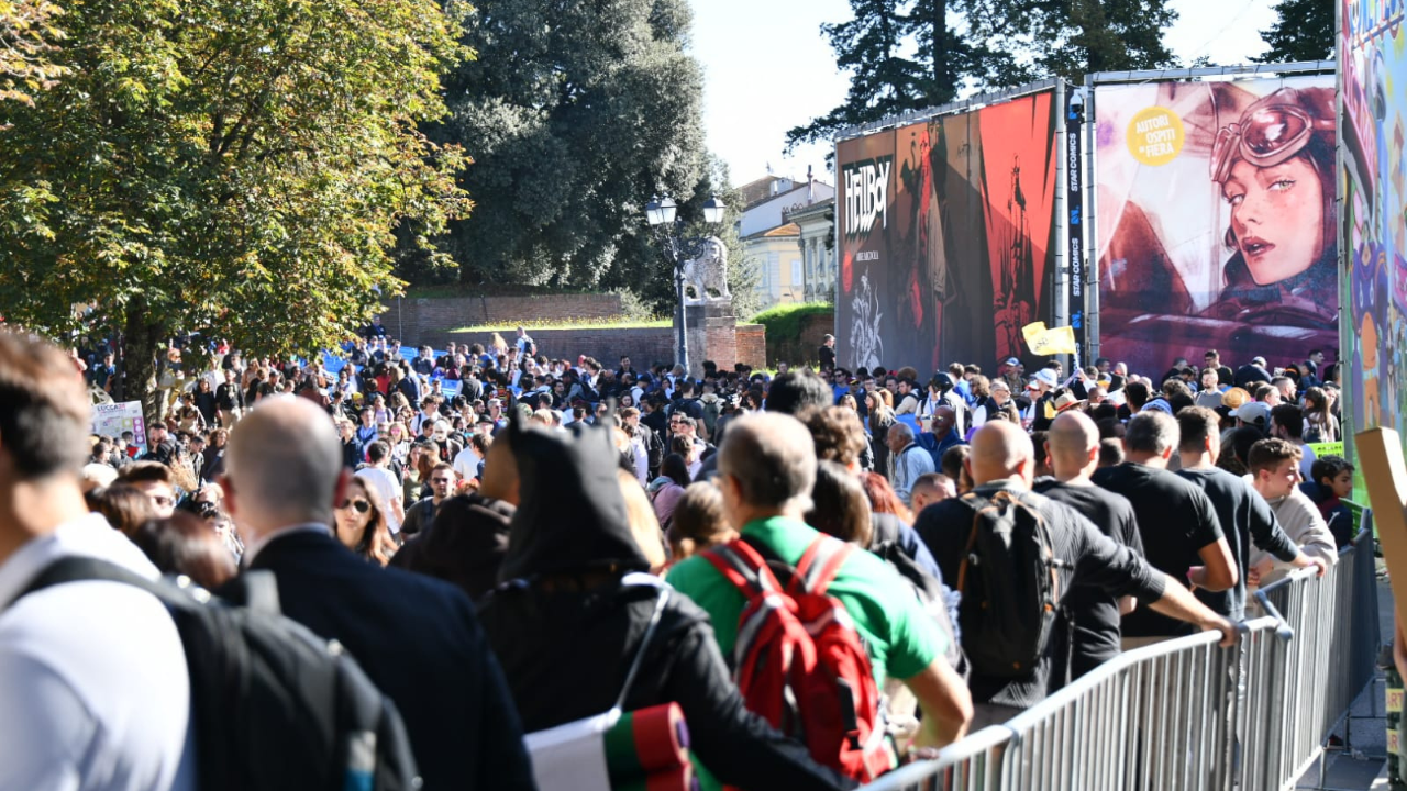 Visitatori di Lucca Comics  (foto Fiorenzo Sernacchioli)