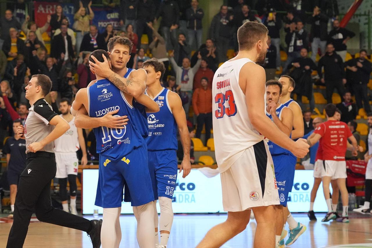 Fabo, vittoria sì ma con squalifica del campo