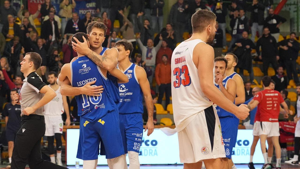 Fabo, vittoria sì ma con squalifica del campo