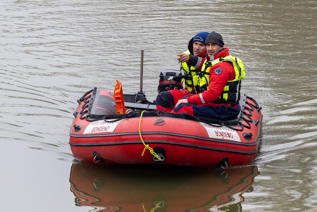 Pontelagoscuro, ancora non si trova l’anziano scomparso: ricerche con l’ecoscandaglio