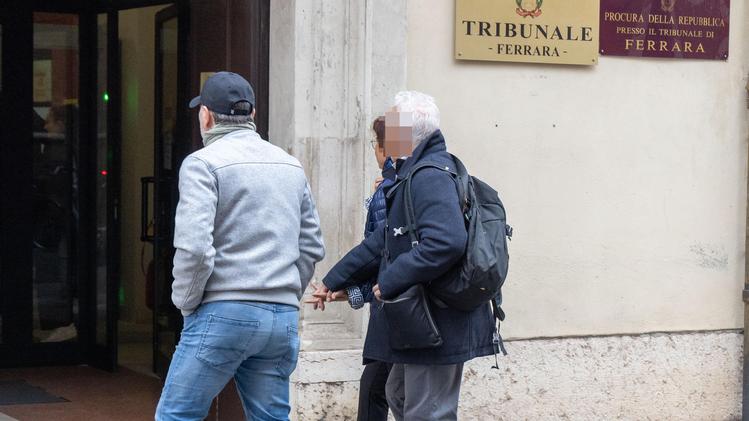 Ferrara, omicidio Big Town: tensioni in aula per la prima udienza davanti alla corte d’assise