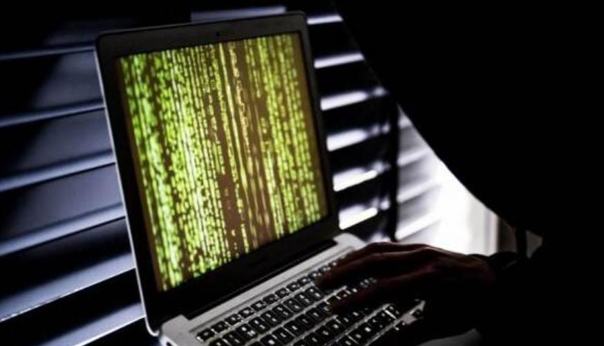 «Reati sessuali online, paga», ma l’anziana non ci casca