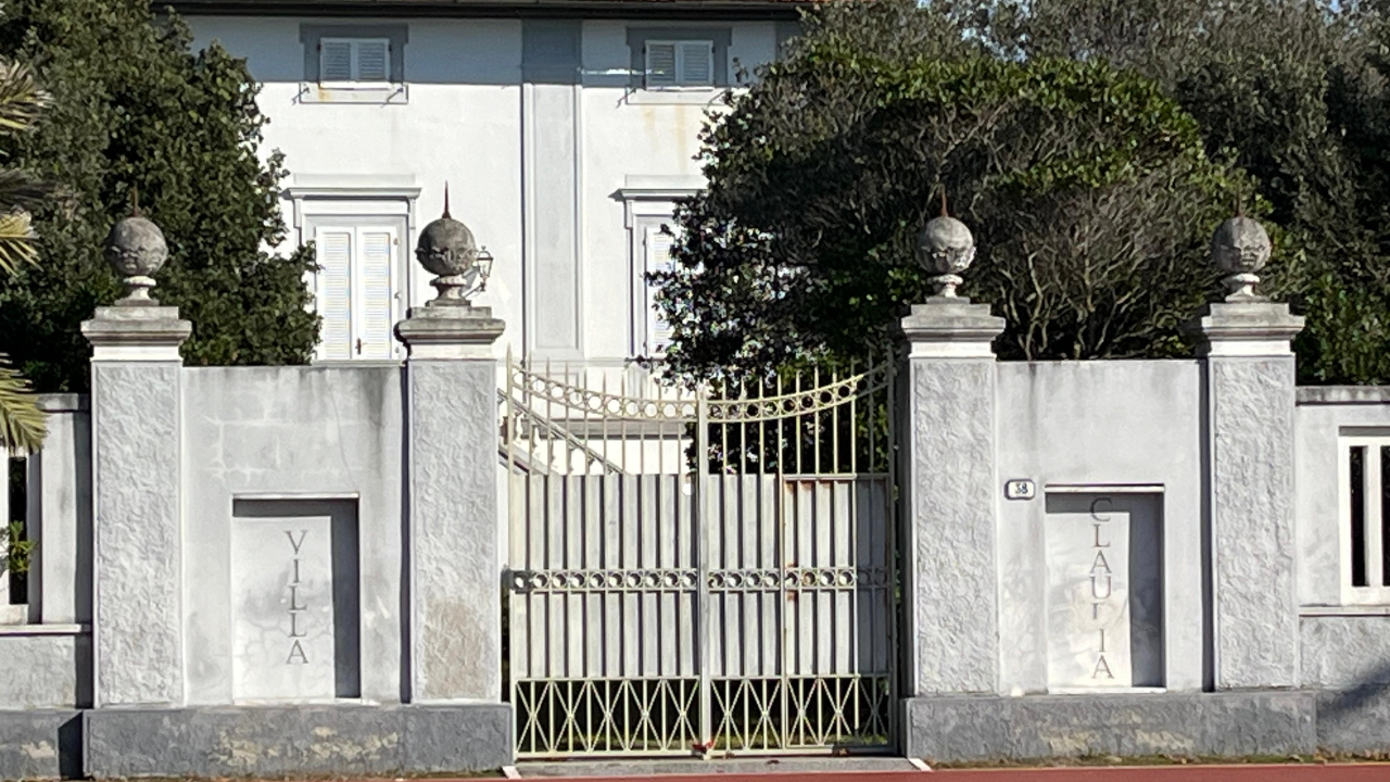 Villa Claudia, ovvero l’ex Villa Sacro Cuore in via Marco Polo a Forte dei Marmi