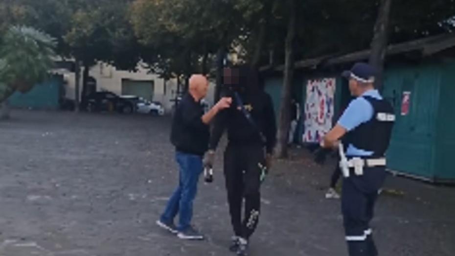 Un momento dell'aggressione