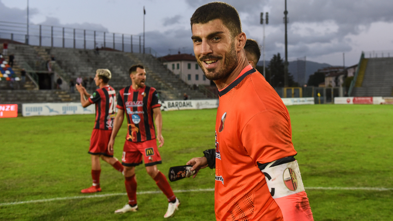 Jacopo Coletta con la fascia di capitano nella stagione 21/22