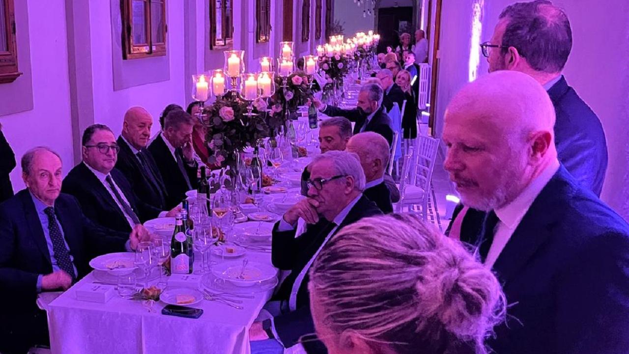 Un momento della cena di presentazione