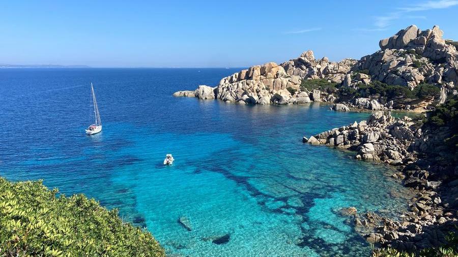 
	Uno scorcio di Capo Testa a Santa Teresa

