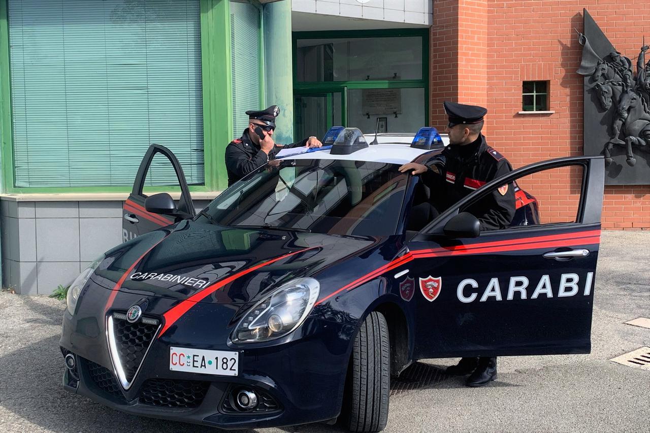 Molinella, sorpresi dopo il furto in abitazione: un arresto