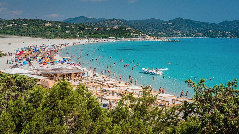 
	Villasimius, la spiaggia di Porto Giunco

