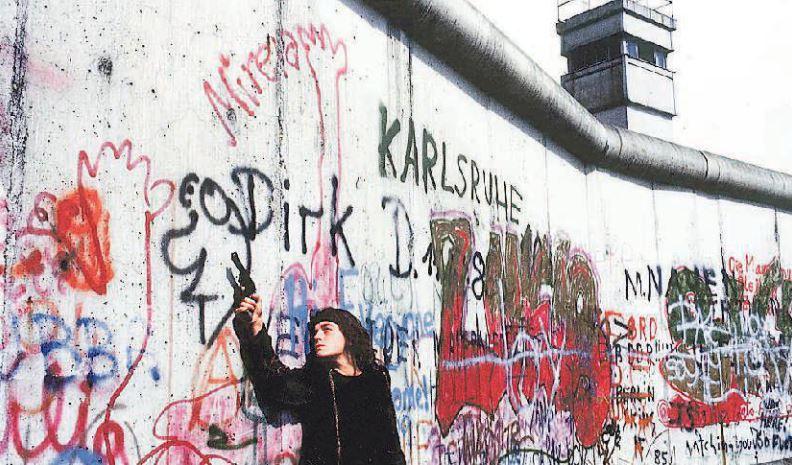 Ferrara, il Teatro Nucleo e quello spettacolo all’ombra del Muro di Berlino