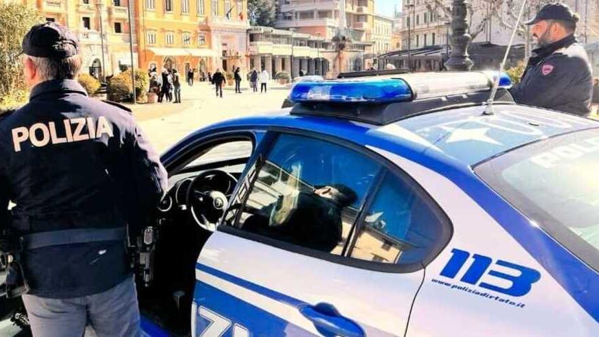 Ruba su un'auto e tenta il furto in un bar: minorenne “tradito” dalle telecamere