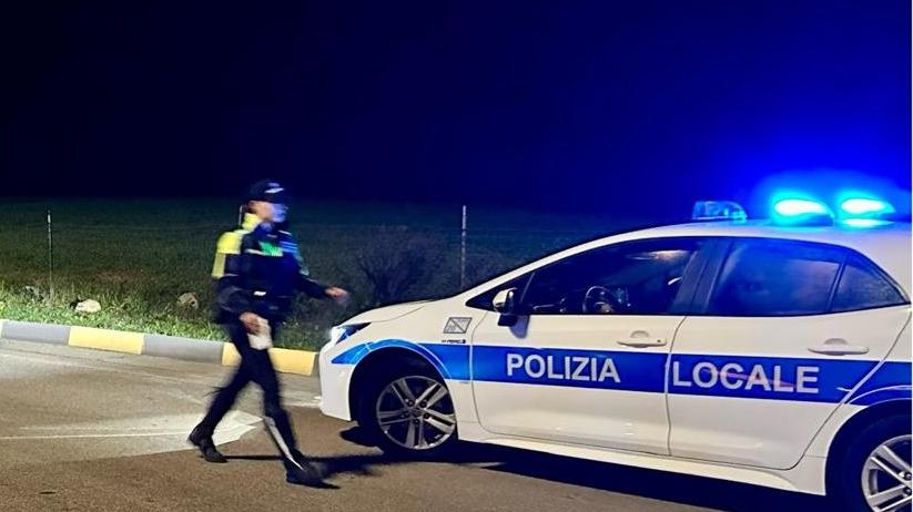 Olbia, consumano cocaina in auto: denunciati