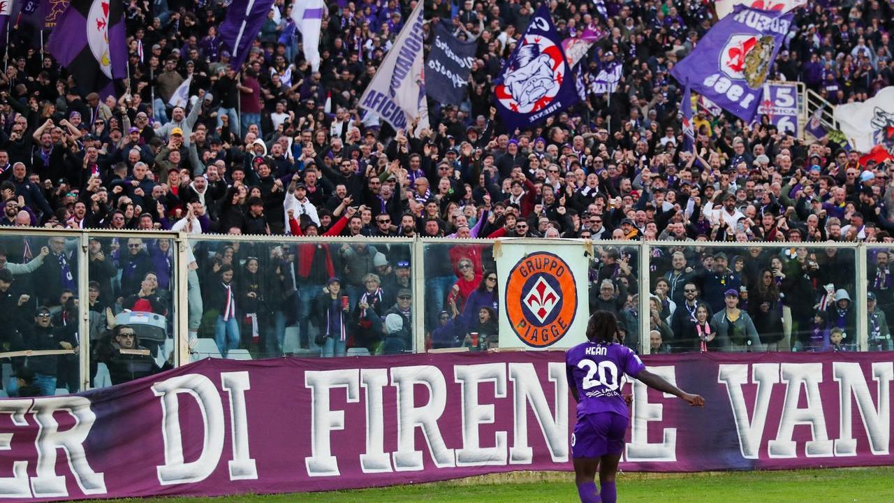 Kean straripante affonda il Verona, la Viola vola e Firenze sogna (non solo la Champions)