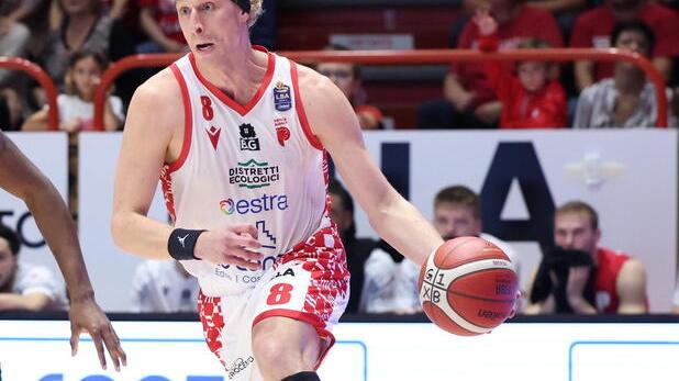 Non bastano Christon e Rowan, Pistoia cede nel finale a Sassari<br>