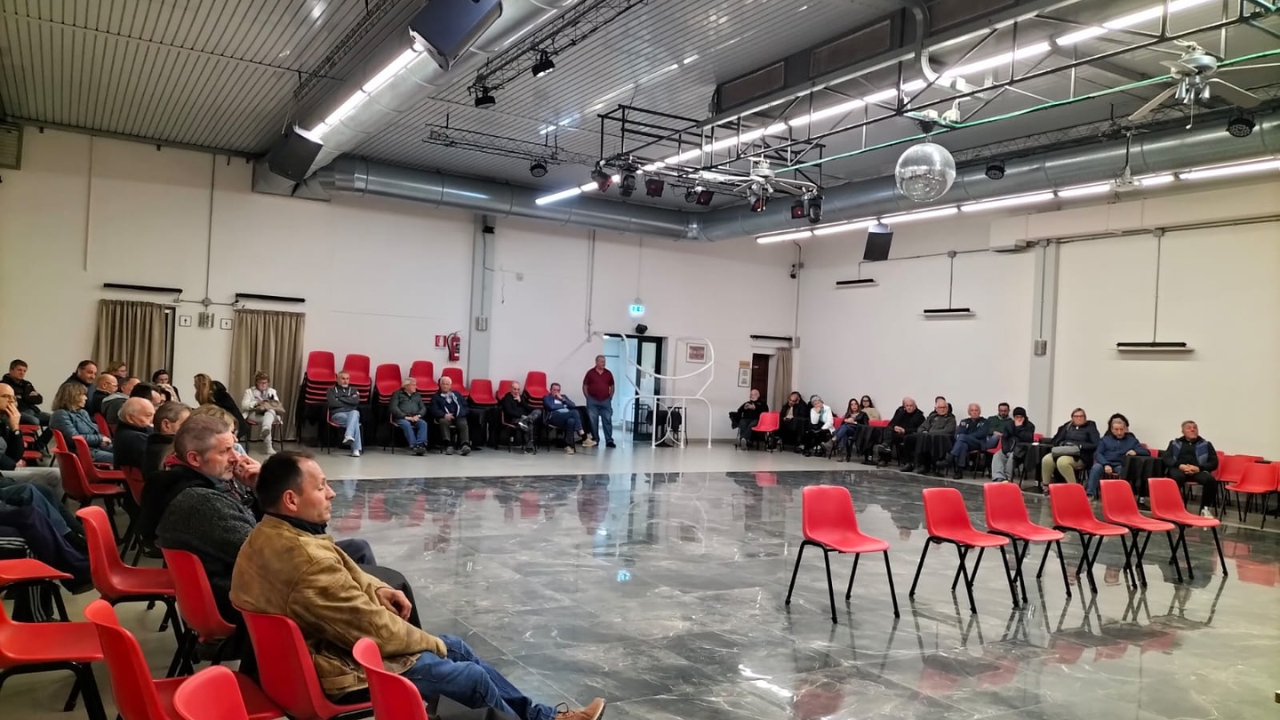 Cittadini all’incontro con i tecnici del Comuni
