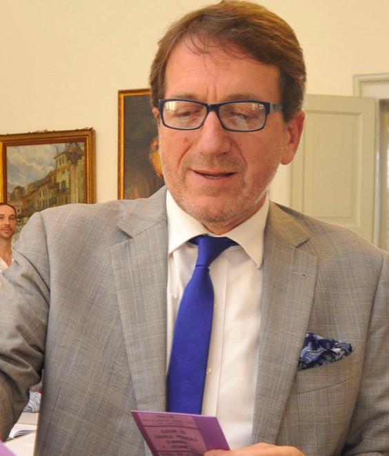Sindaco e presidente: la Provincia a Muzzarelli 