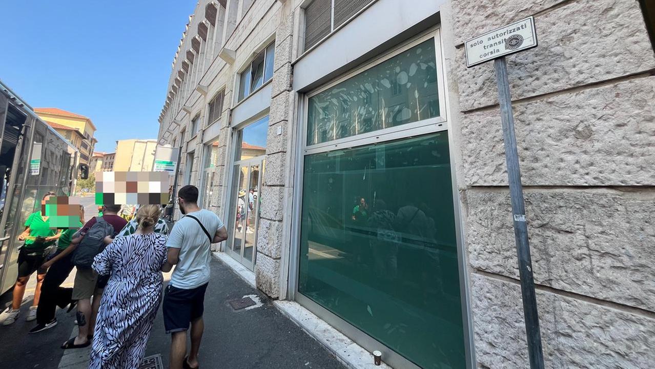 Crocieristi in via Cogorano (foto d'archivio)
