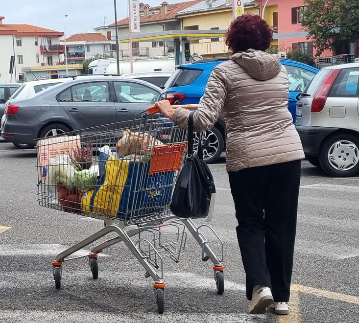 Olbia, salasso quotidiano e c’è chi spende più di quanto guadagna