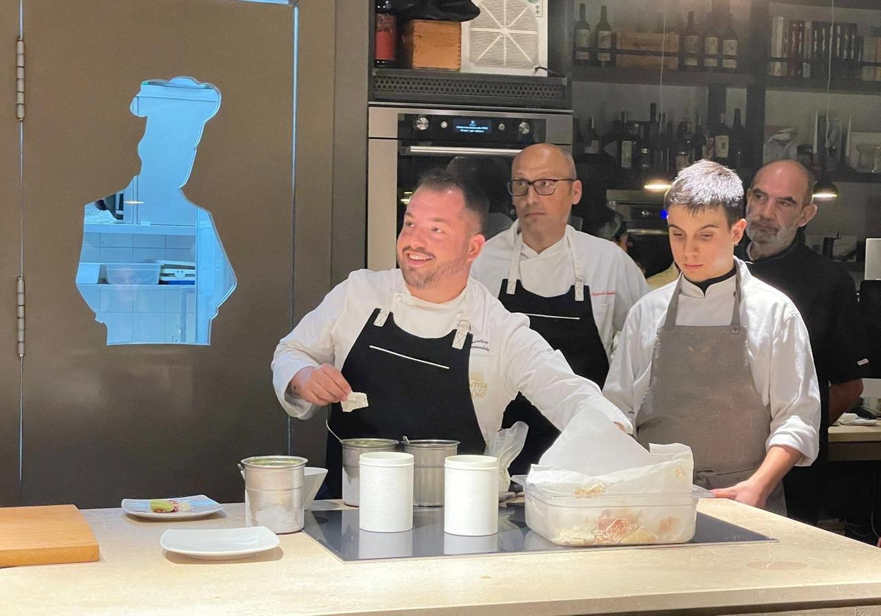 Erbe aromatiche, legumi e zucca violina