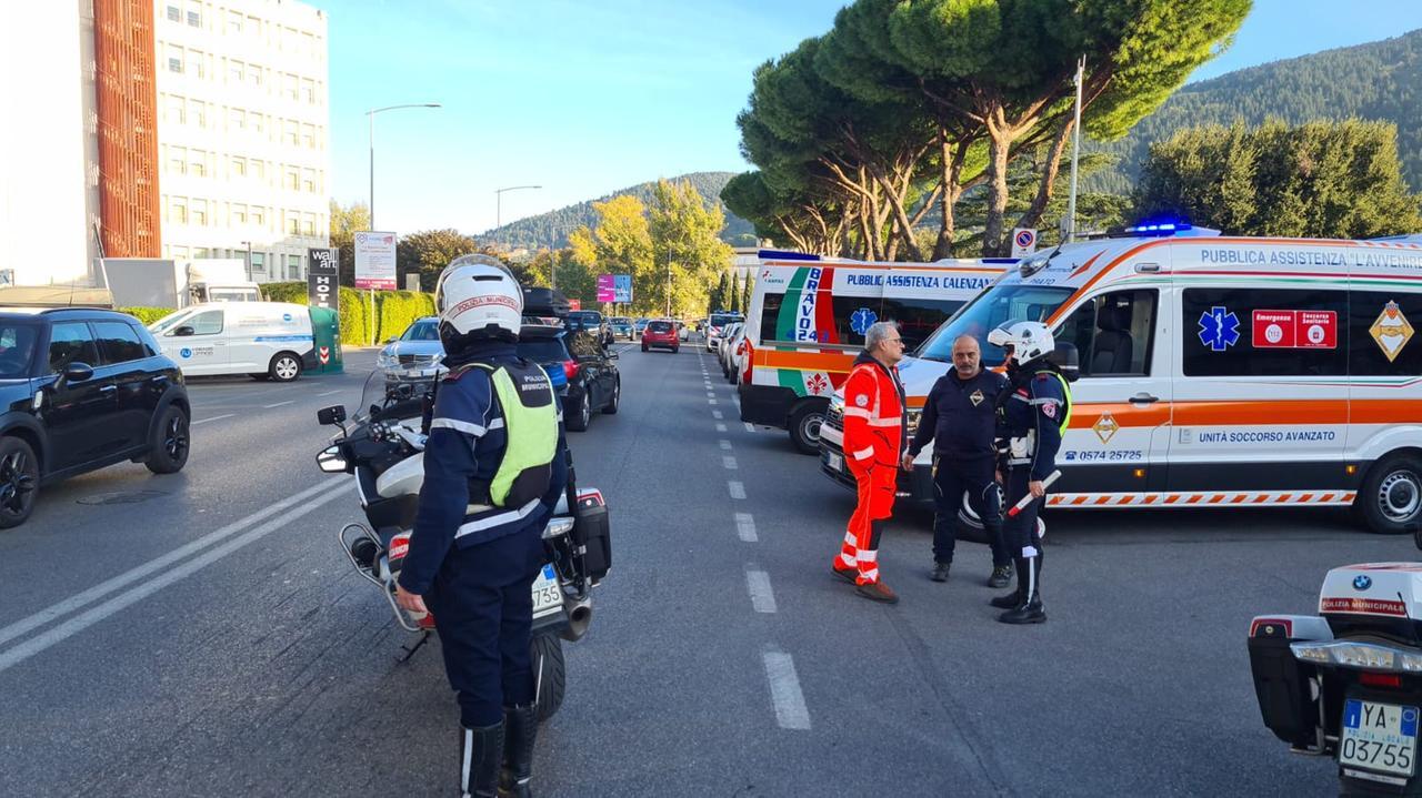 
	La polizia municipale sul luogo dell'incidente

