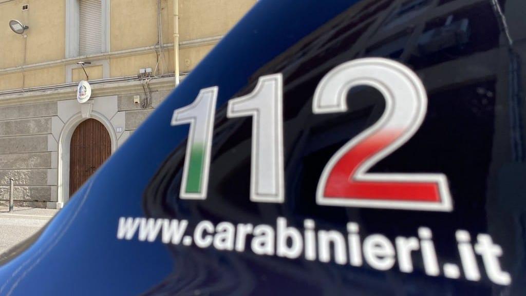 Clona il numero di telefono della polizia postale di Nuoro e tenta di truffare un 65 enne
