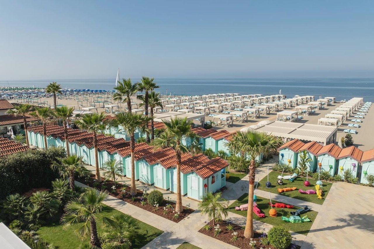 
	L'Alpemare dall'alto

