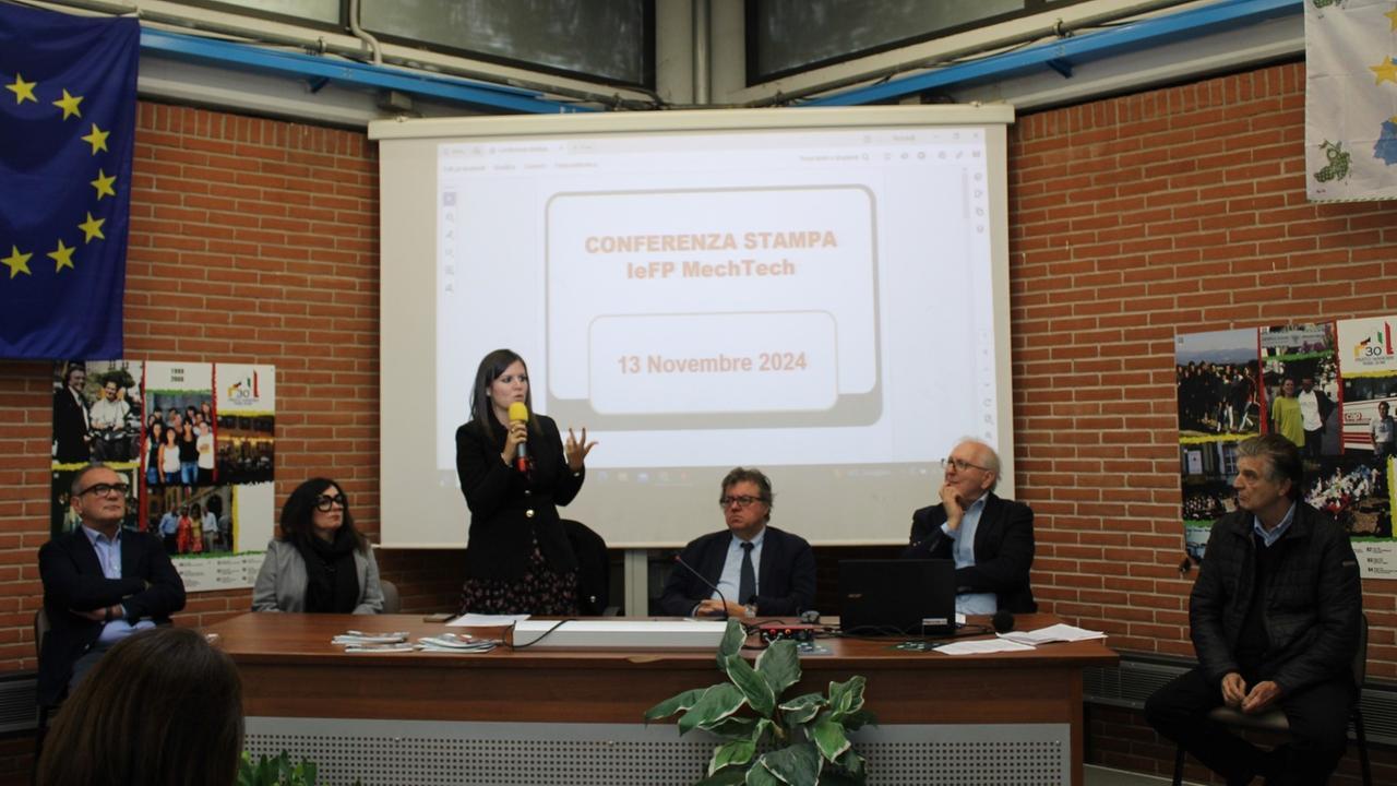 
	La conferenza stampa di presentazione del corso

