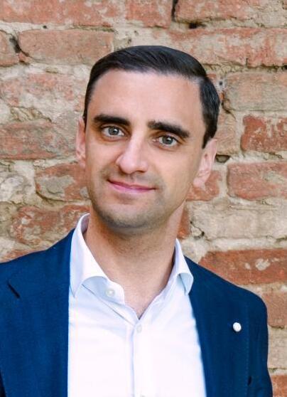 L’annuncio del sindaco di Guastalla: «Al sabato ricevimento libero»