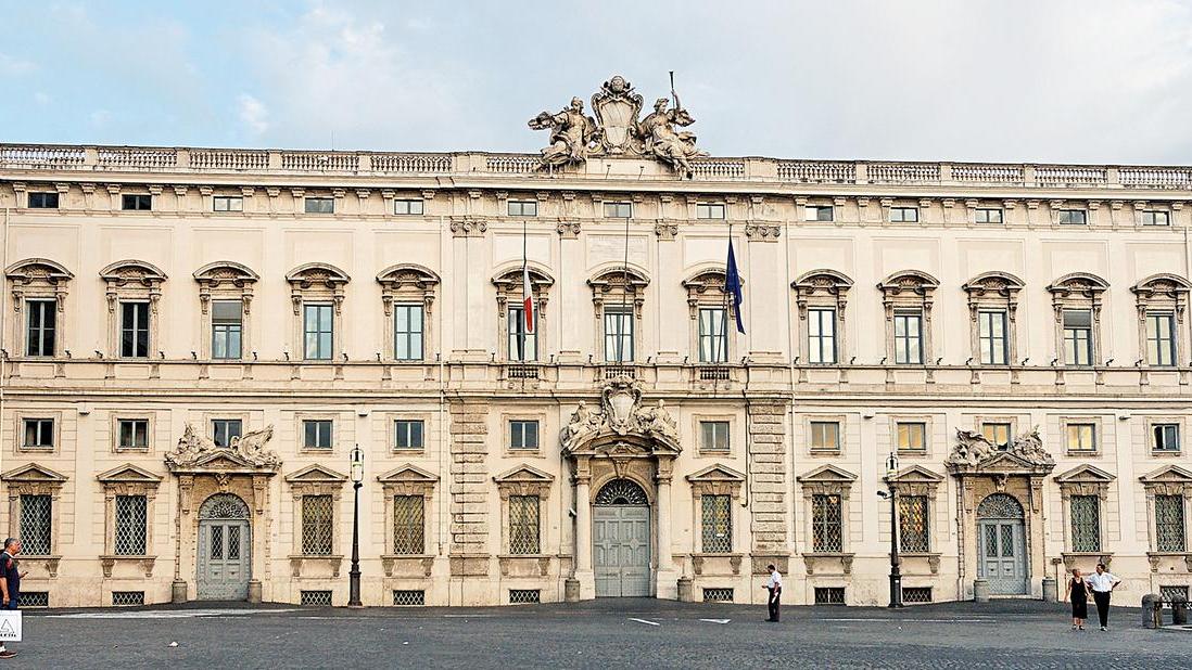 Pensioni ai politici, stop dalla Consulta