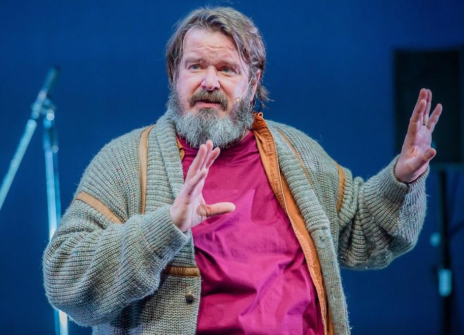 Battiston porta in scena i monologhi di Dovlatov