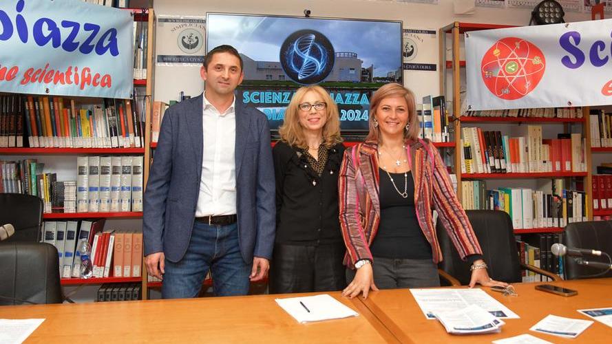 Da sinistra Matteo Micozzi, Antonietta Carbone e Sabrina Serra