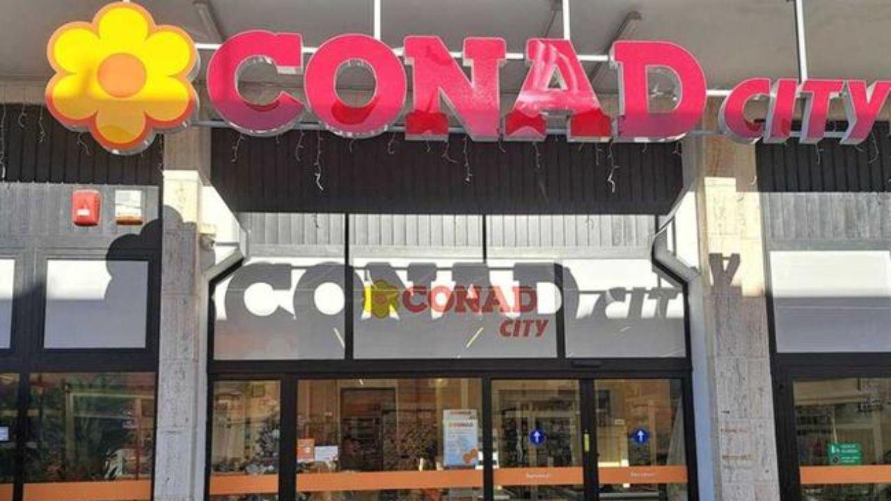 Il Conad in via 2 Giugno