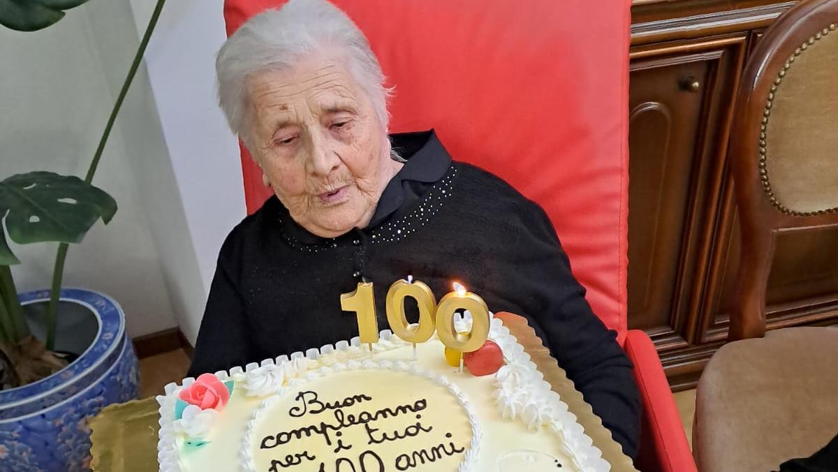 Sedilo in festa per i 100 anni di Maria Giuseppa Campus