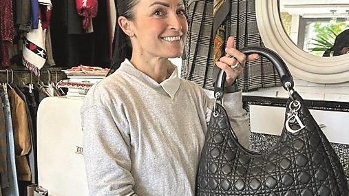 Ferrara, in città aprono negozi con il lusso di seconda mano