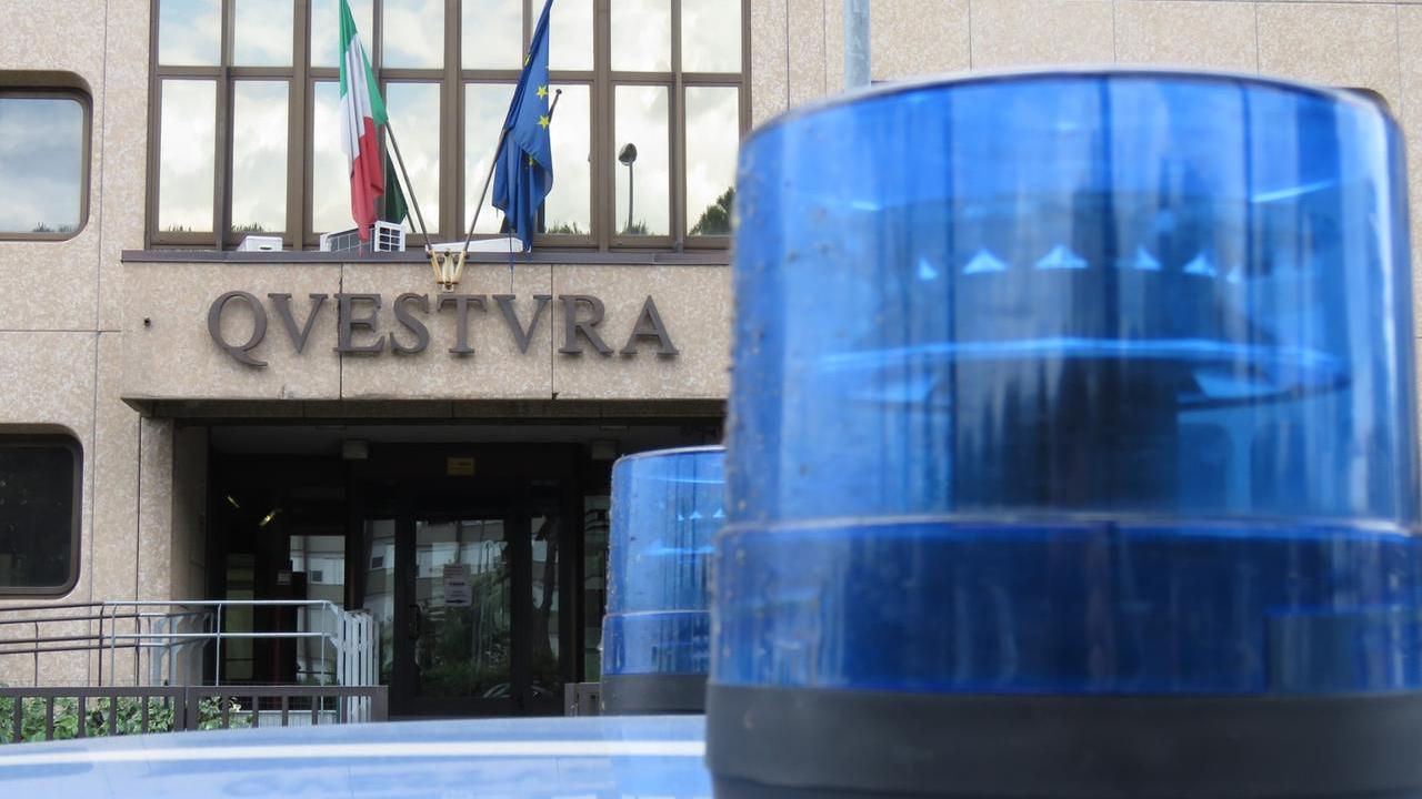 Il segretario Pd: «I rinforzi alla Questura di Prato sono solo propaganda»