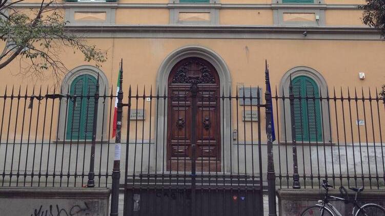 Livorno, protesta all’Isis: «Muri pericolanti e secchi d’acqua come sciacquoni»
