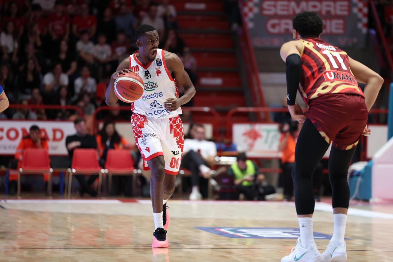 Pistoia che peccato, Trento la spunta nel finale