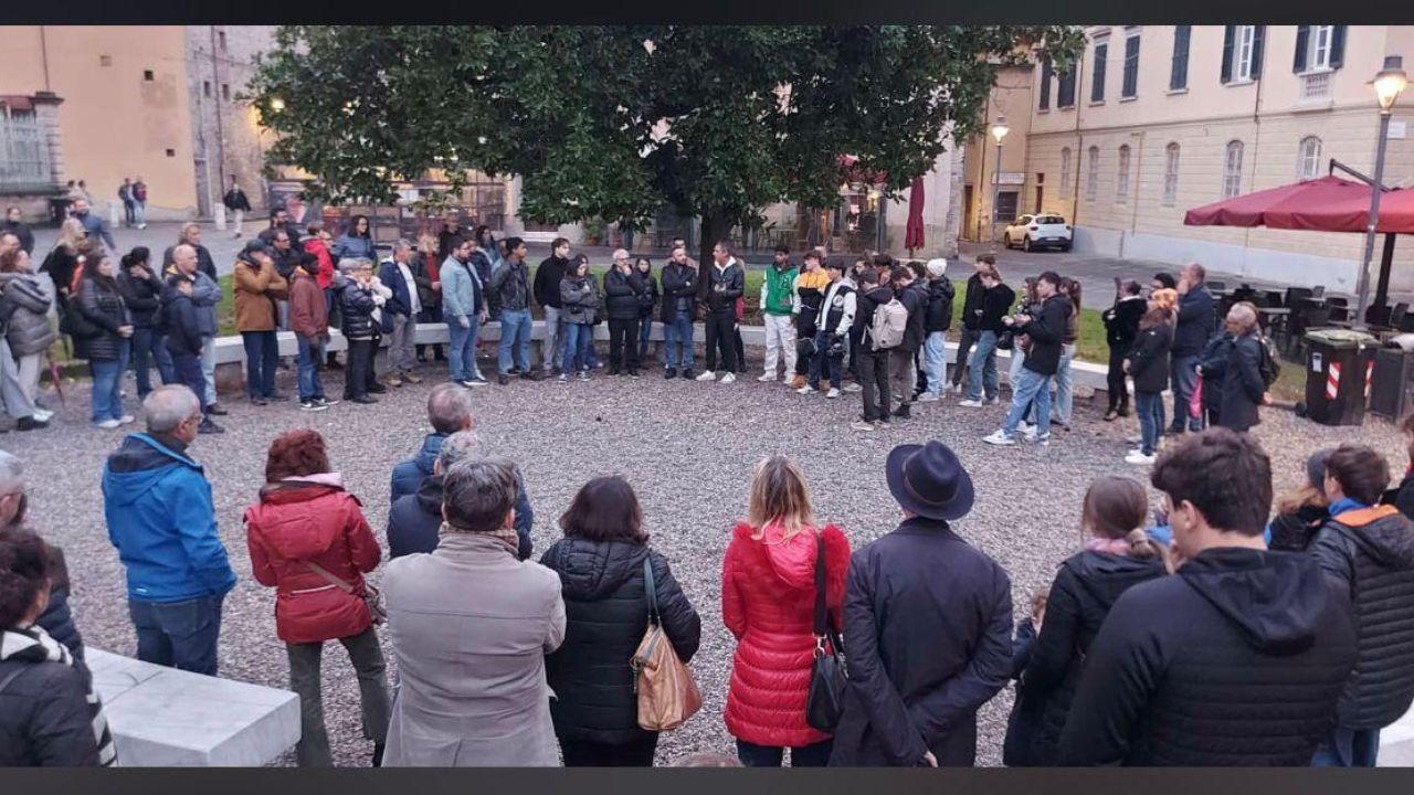 «Via i violenti da piazza Dante». Pisa, mille firme per la sicurezza