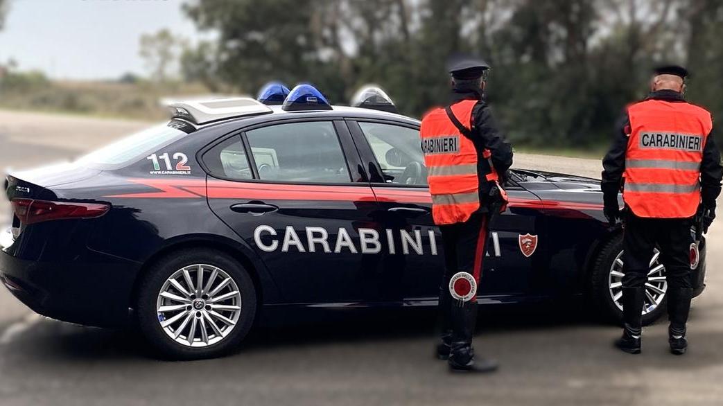 Ferisce il rivale con la benna del trattore, arresto convalidato