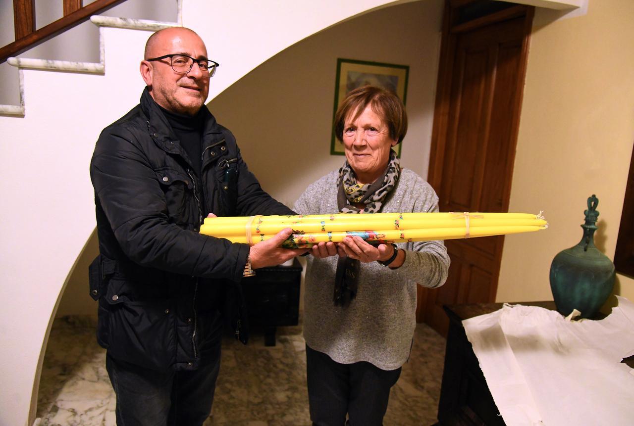
	Il ritiro dei ceri per la festa delle Grazie (fotoservizio di Massimo Locci)

