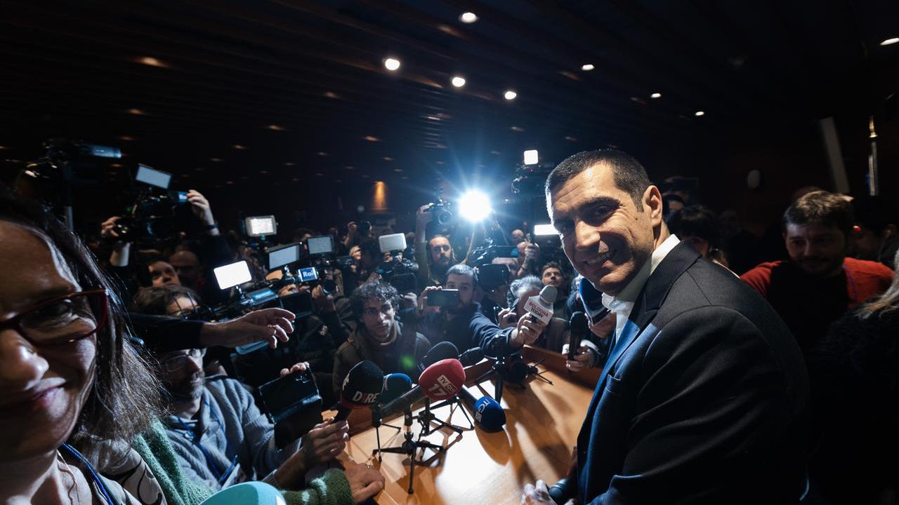 Michele de Pascale alla guida dell’Emilia Romagna: «L’onore più grande»