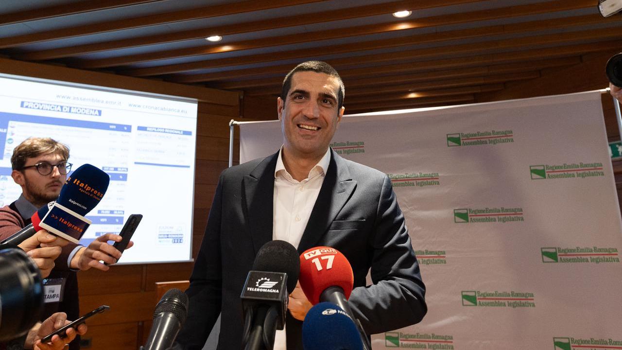 Michele de Pascale, ecco chi è il nuovo presidente dell’Emilia-Romagna
