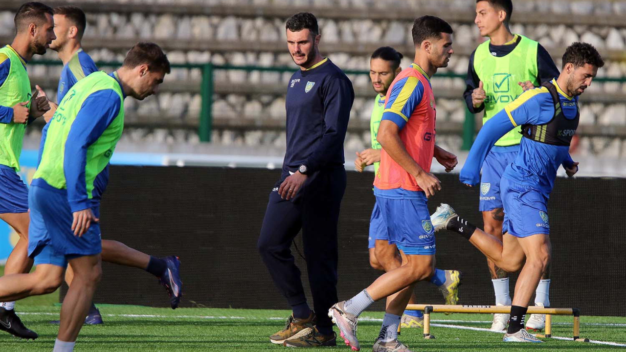 Un momento degli allenamenti della squadra (foto Cuffaro)