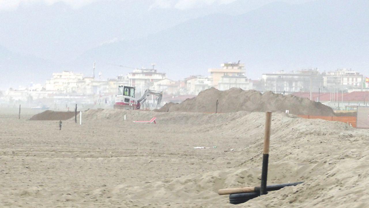 La maxi-duna (foto Paglianti)