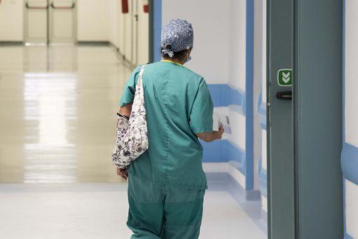 Oggi sciopero medici e infermieri, adesioni fino all’85%: emergenza garantita