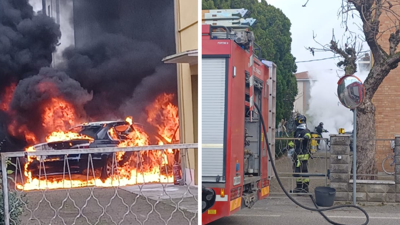 L'auto in fiamme e l'intervento dei vigili del fuoco in via Toti